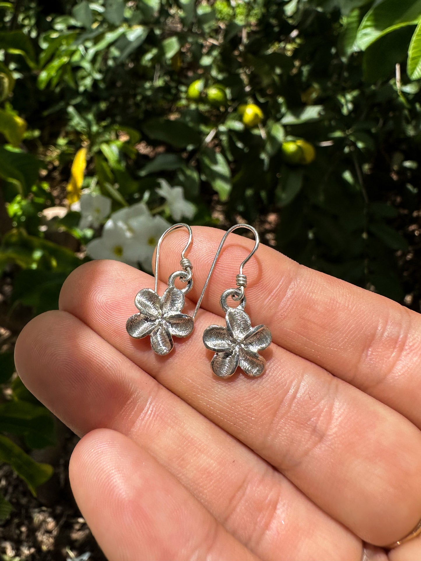 Plain Plumeria Earrings